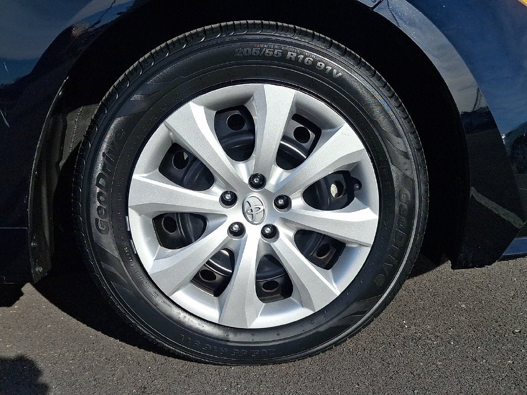 2025 Toyota Corolla LE CERTIFIED