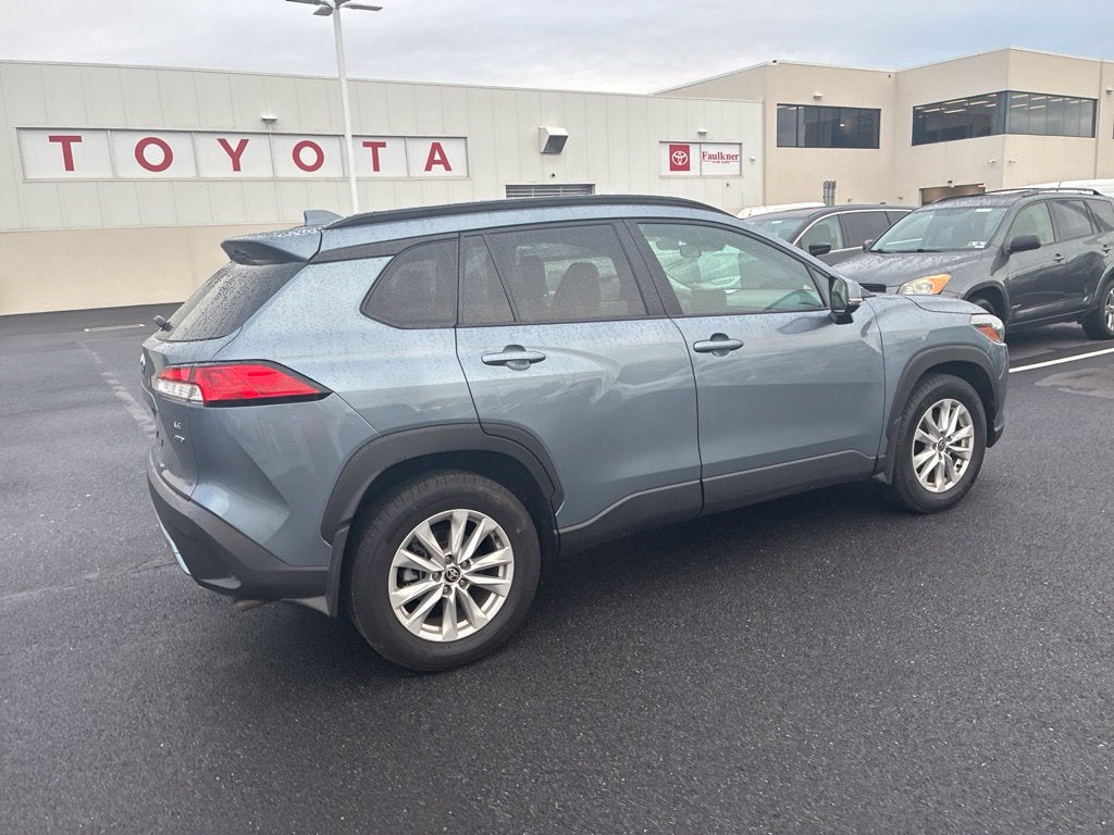 2024 Toyota Corolla Cross LE CERTIFIED