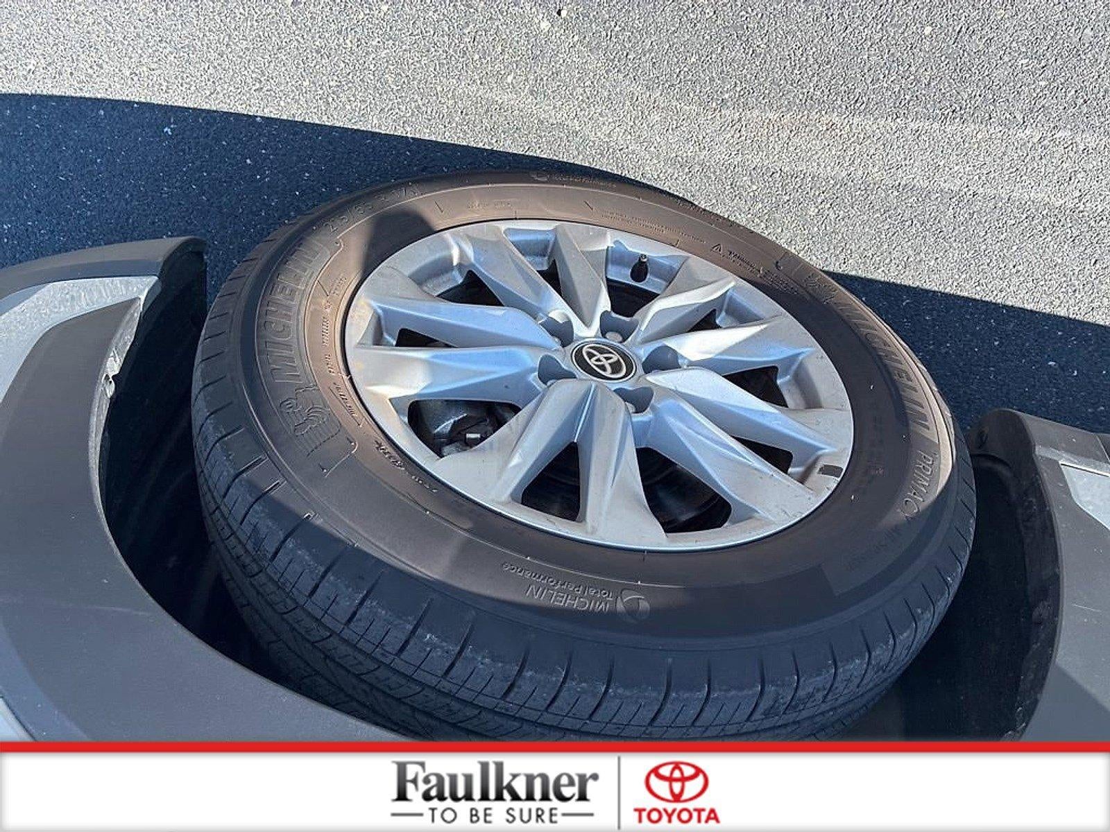 2025 Toyota Corolla Cross LE 2WD (Natl)