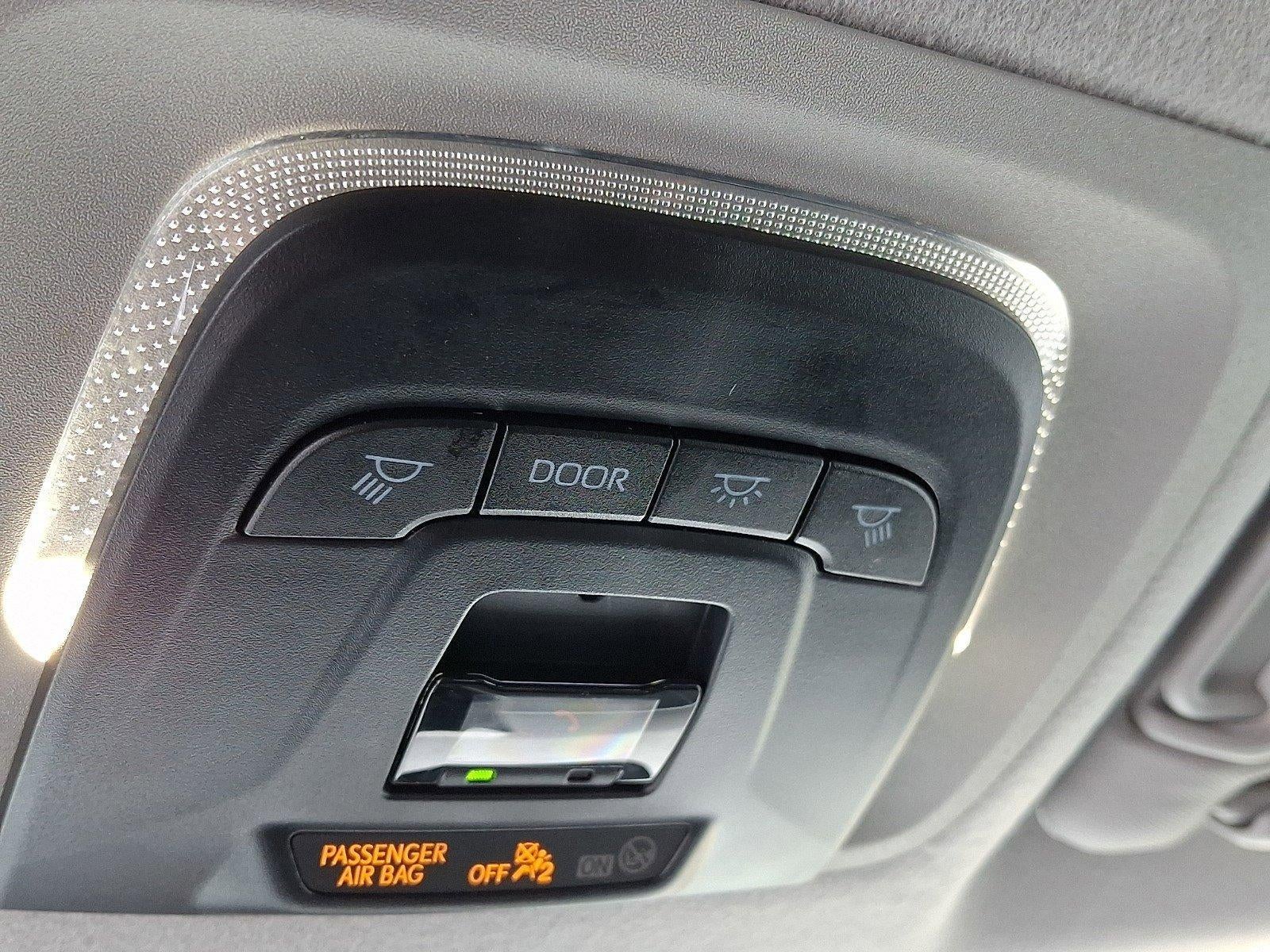 2025 Toyota Corolla Cross LE 2WD (Natl)