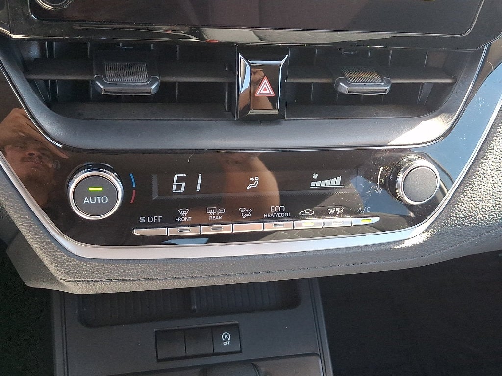 2026 Toyota Corolla Cross LE CERTIFIED