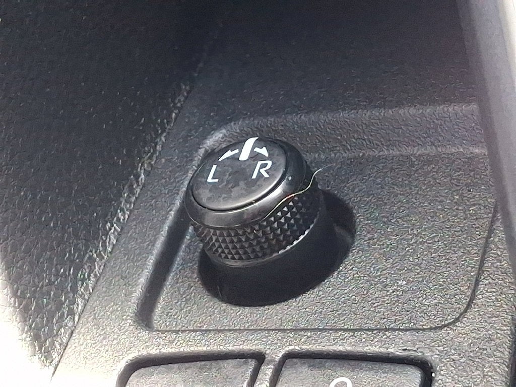 2026 Toyota Corolla Cross LE CERTIFIED