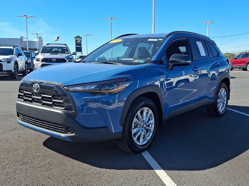 2026 Toyota Corolla Cross LE CERTIFIED
