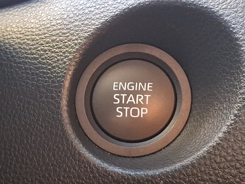2024 Toyota Corolla Cross LE CERTIFIED