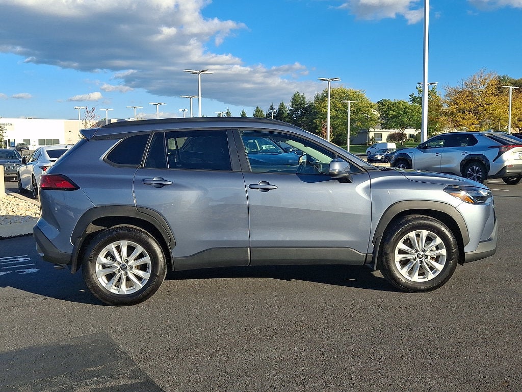 2024 Toyota Corolla Cross LE CERTIFIED
