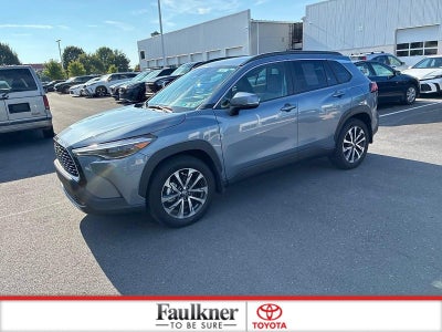 2024 Toyota Corolla Cross XLE 4WD (Natl)