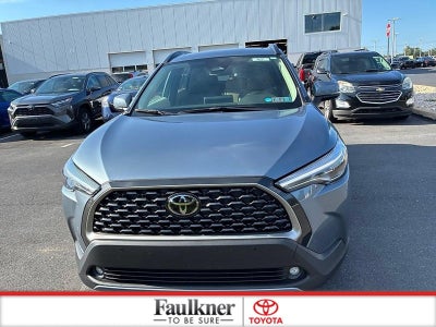 2024 Toyota Corolla Cross XLE 4WD (Natl)