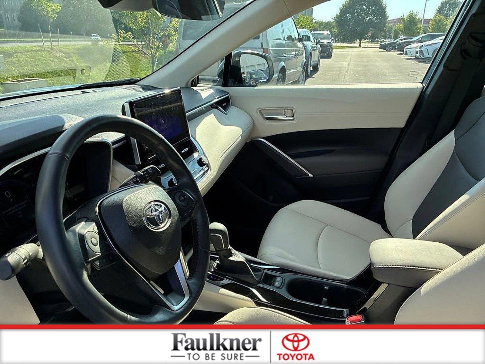2024 Toyota Corolla Cross XLE 4WD (Natl)