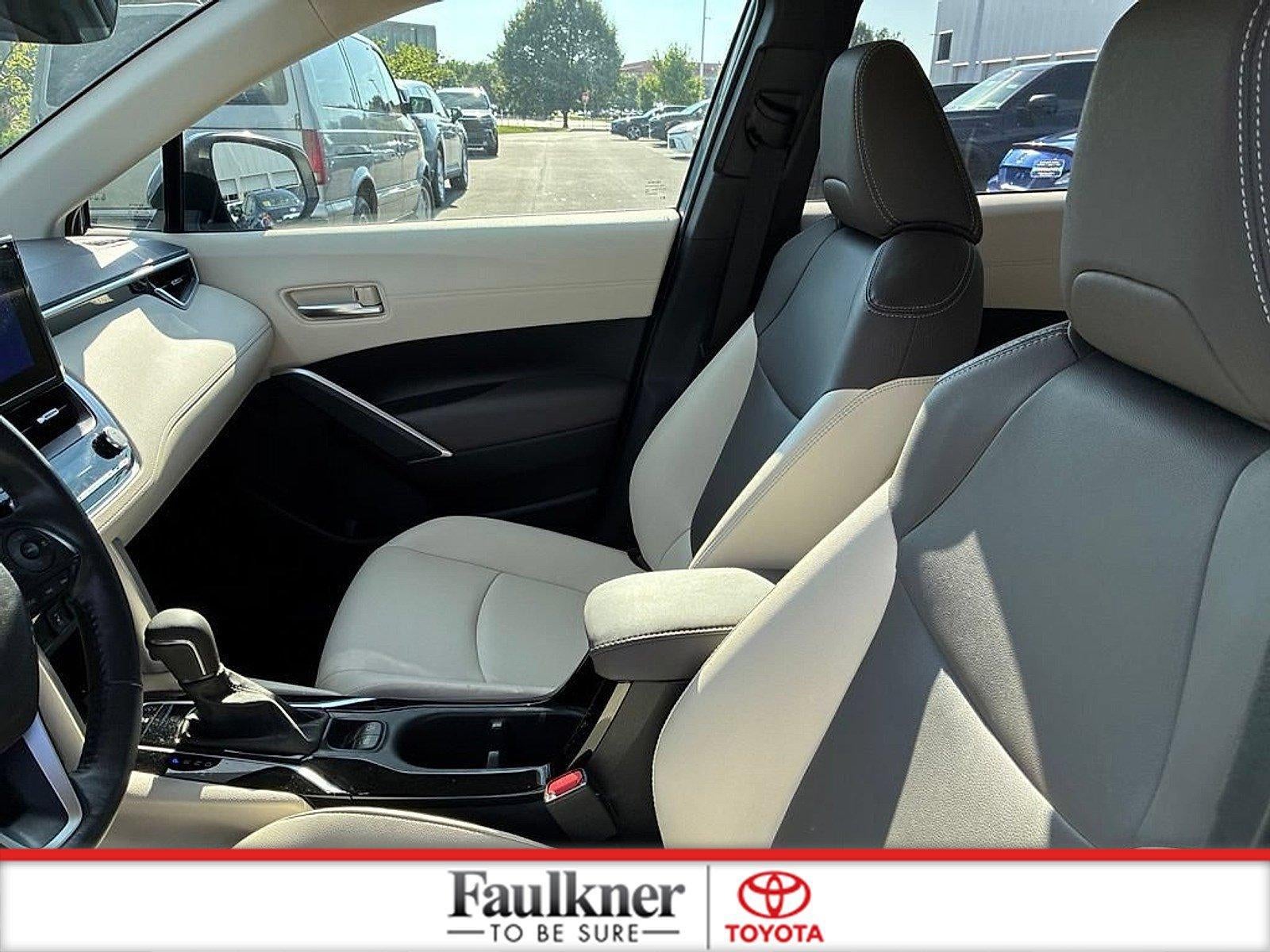 2024 Toyota Corolla Cross XLE 4WD (Natl)