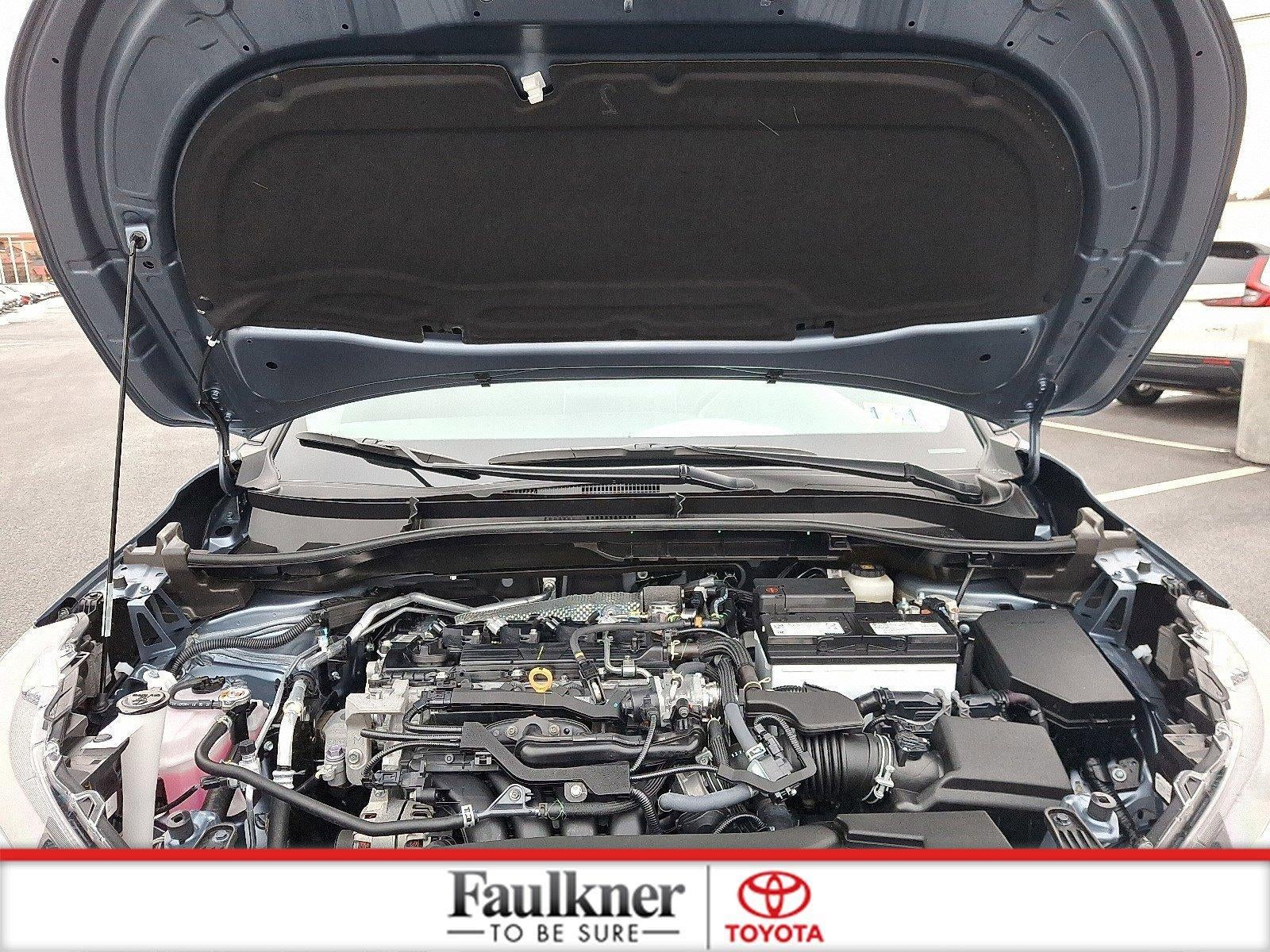 2025 Toyota Corolla Cross XLE 4WD (Natl)