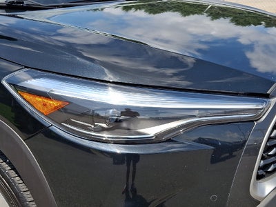 2025 Toyota Corolla Cross XLE CERTIFIED