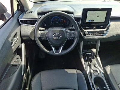 2025 Toyota Corolla Cross XLE CERTIFIED