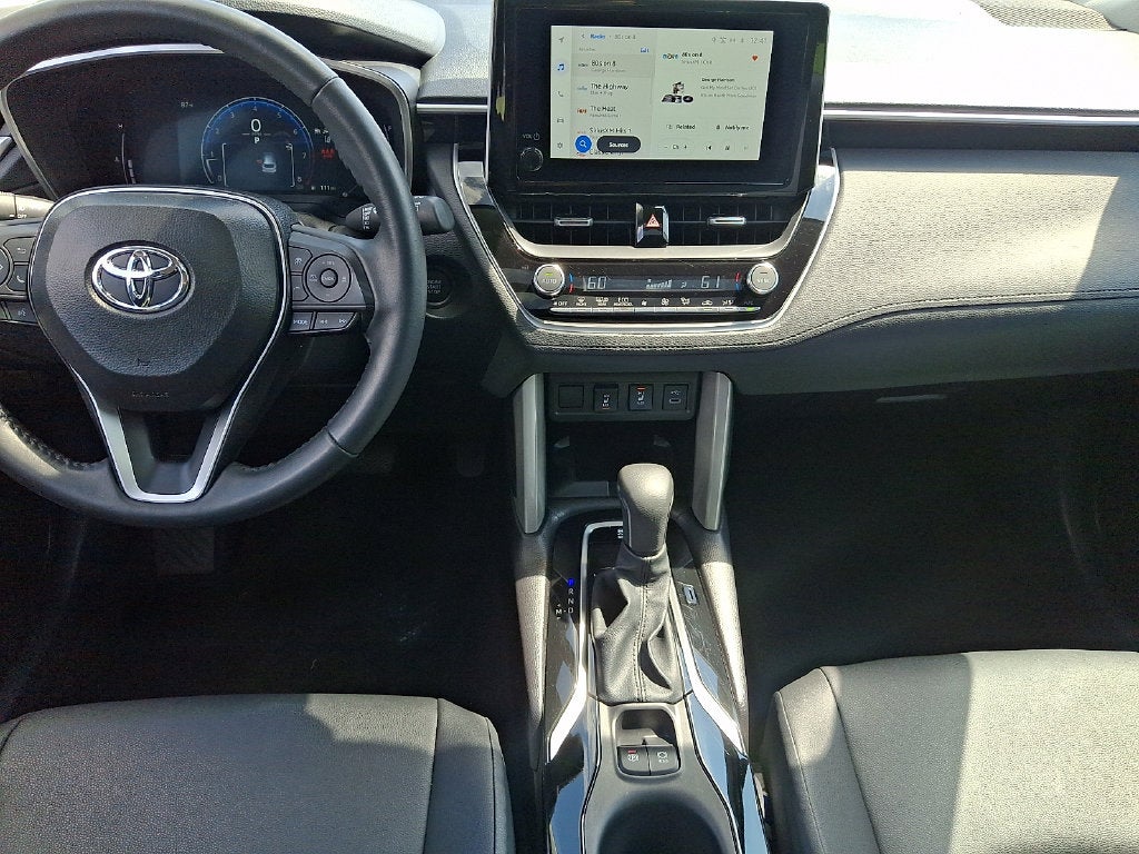2025 Toyota Corolla Cross XLE CERTIFIED