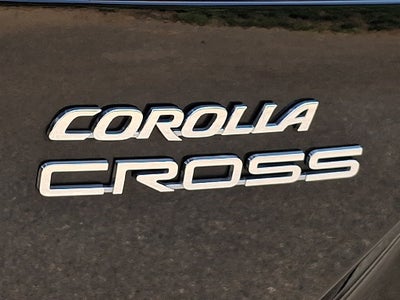 2025 Toyota Corolla Cross XLE CERTIFIED