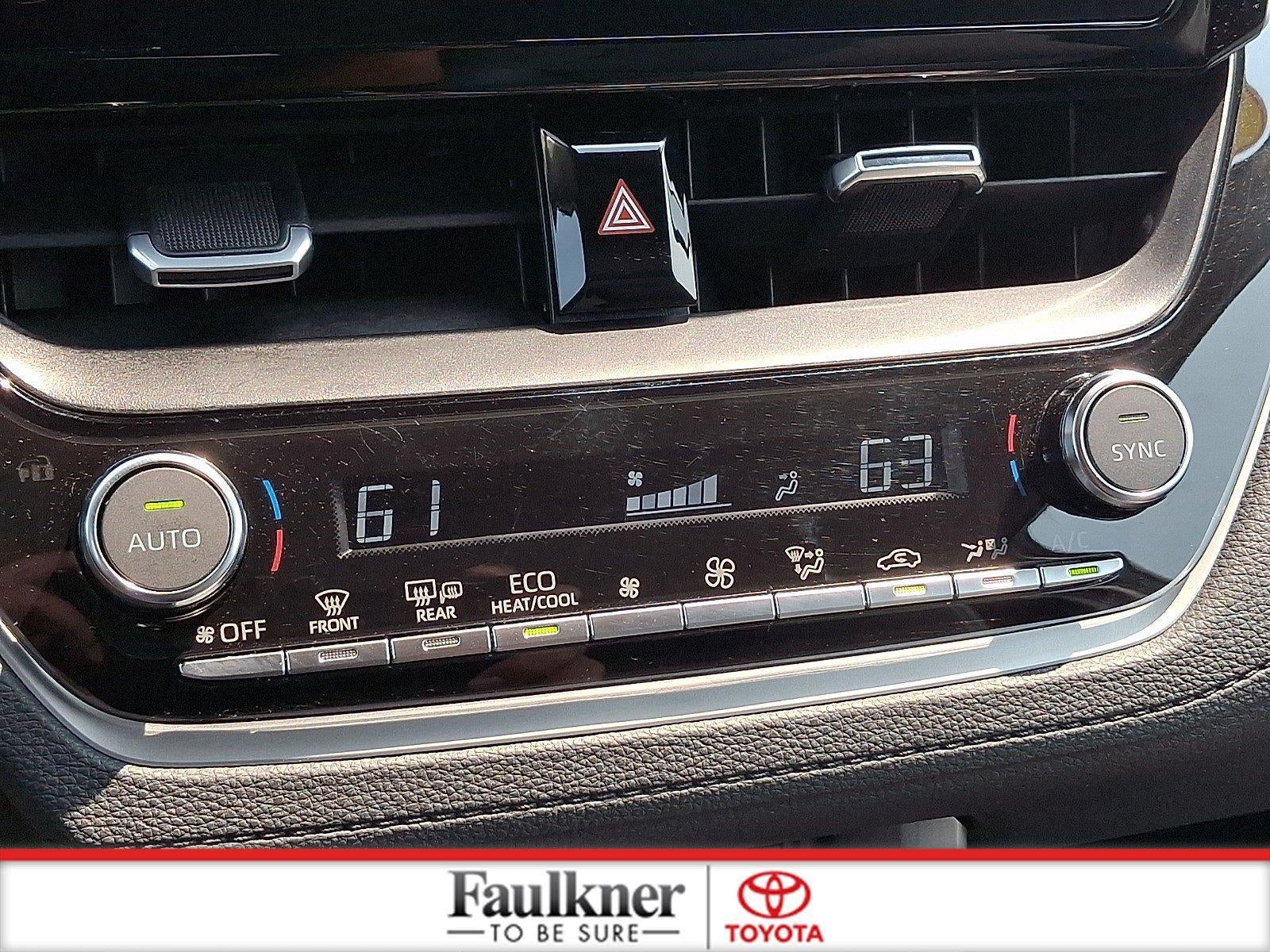 2025 Toyota Corolla Cross XLE 2WD (Natl)