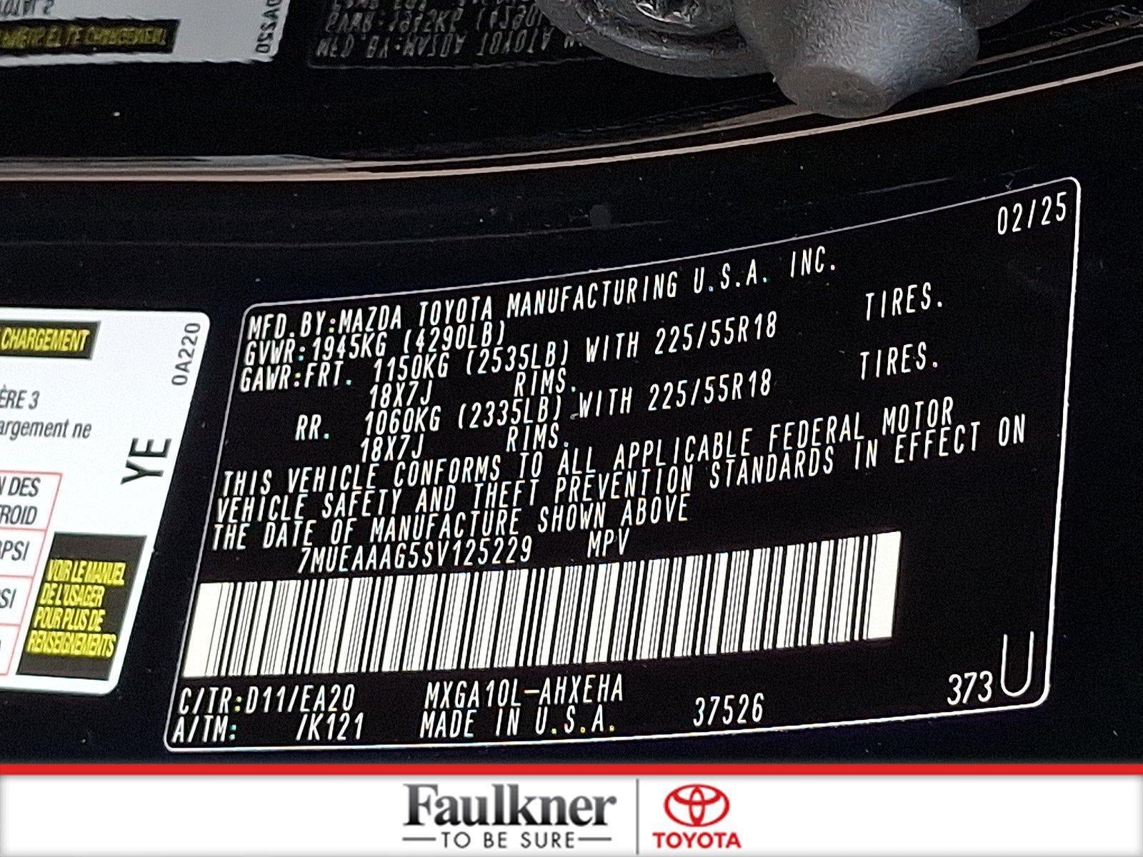 2025 Toyota Corolla Cross XLE 2WD (Natl)