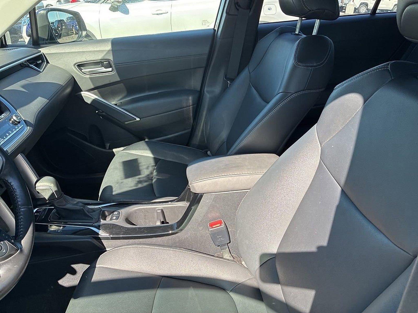 2023 Toyota Corolla Cross XLE 4WD (Natl)