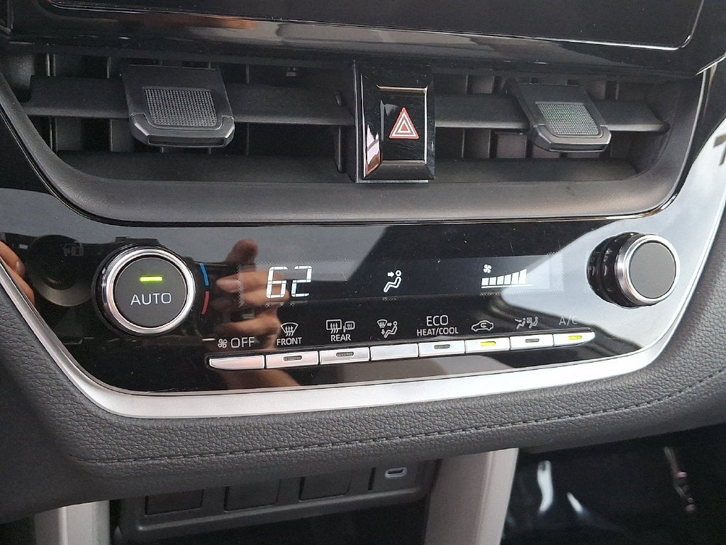 2024 Toyota Corolla Cross Hybrid SE CERTIFIED
