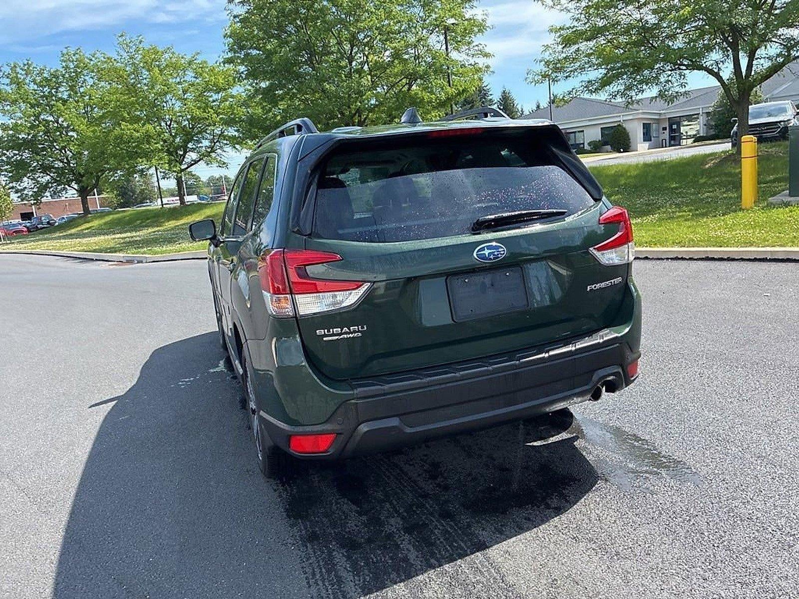 2023 Subaru Forester Limited CVT