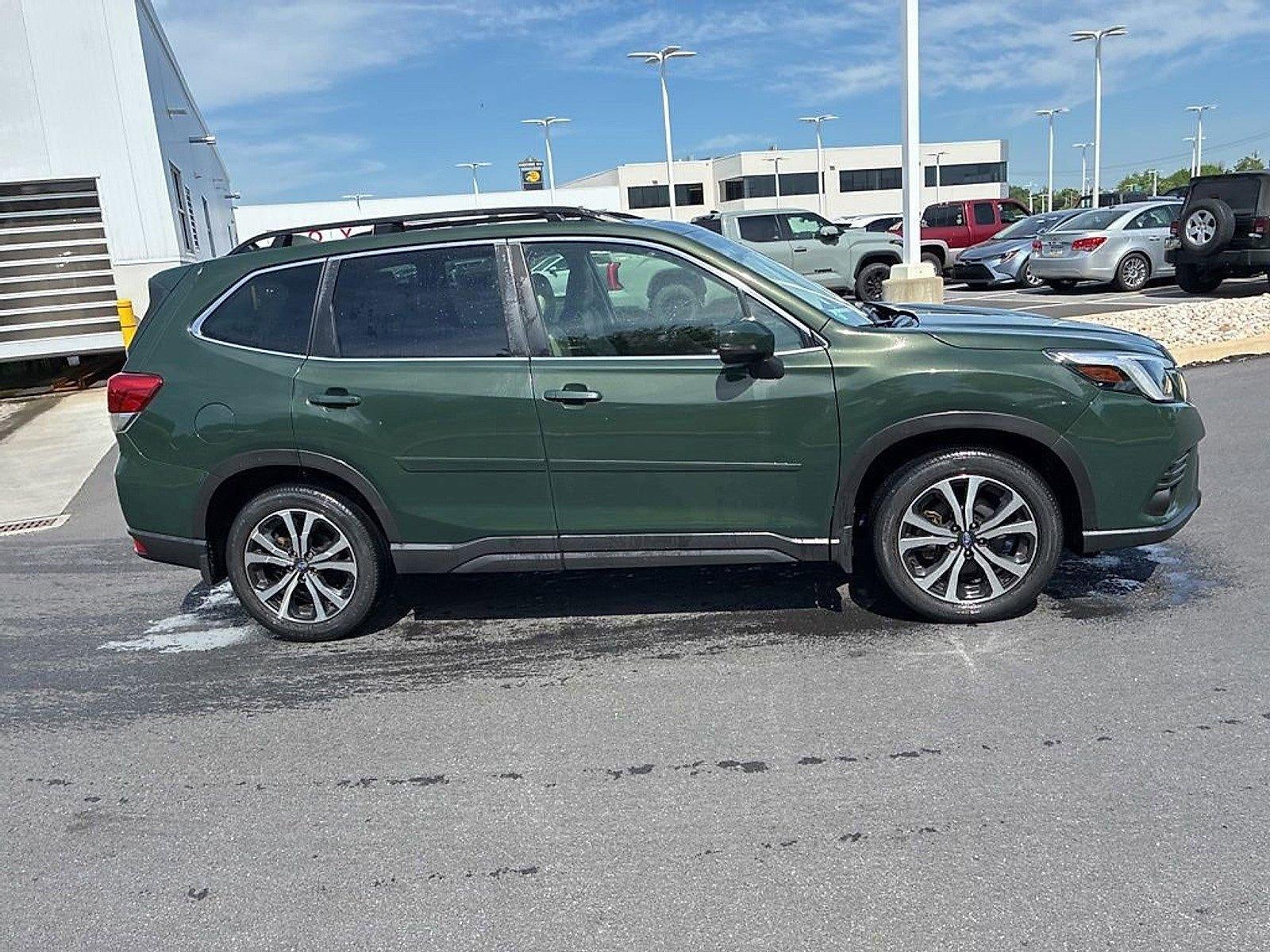 2023 Subaru Forester Limited CVT