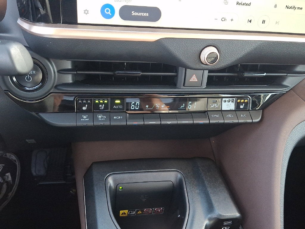 2023 Toyota Crown Limited CERTIFIED