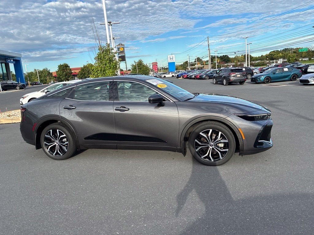 2023 Toyota Crown Limited CERTIFIED