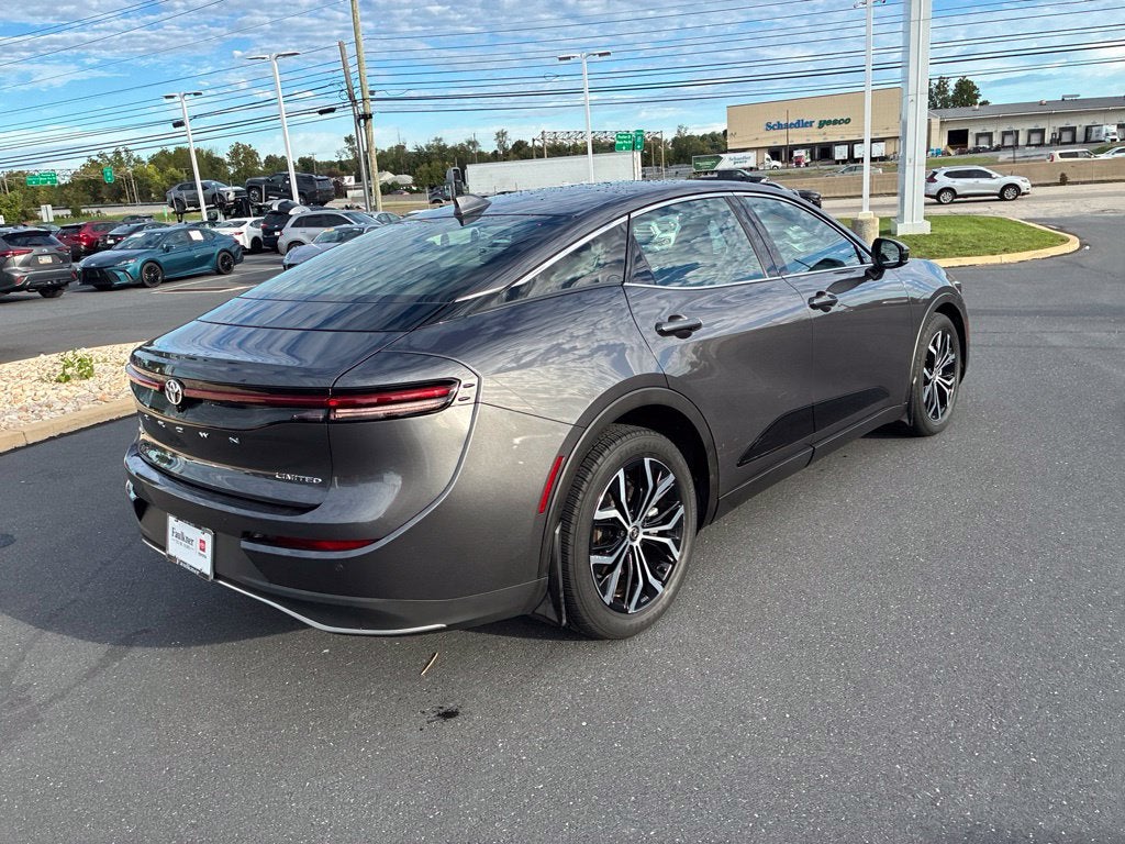 2023 Toyota Crown Limited CERTIFIED
