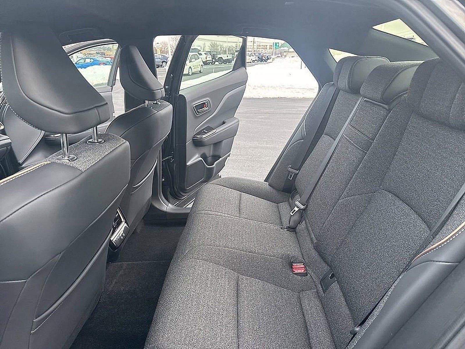 2024 Toyota Crown XLE AWD (Natl)