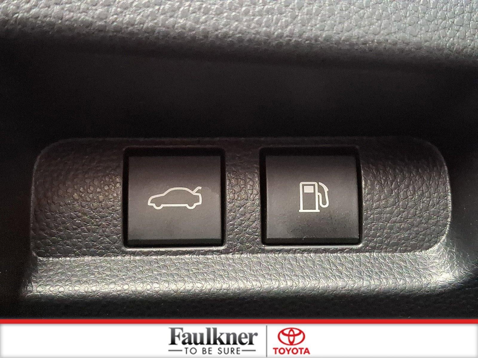 2024 Toyota Crown XLE AWD (Natl)