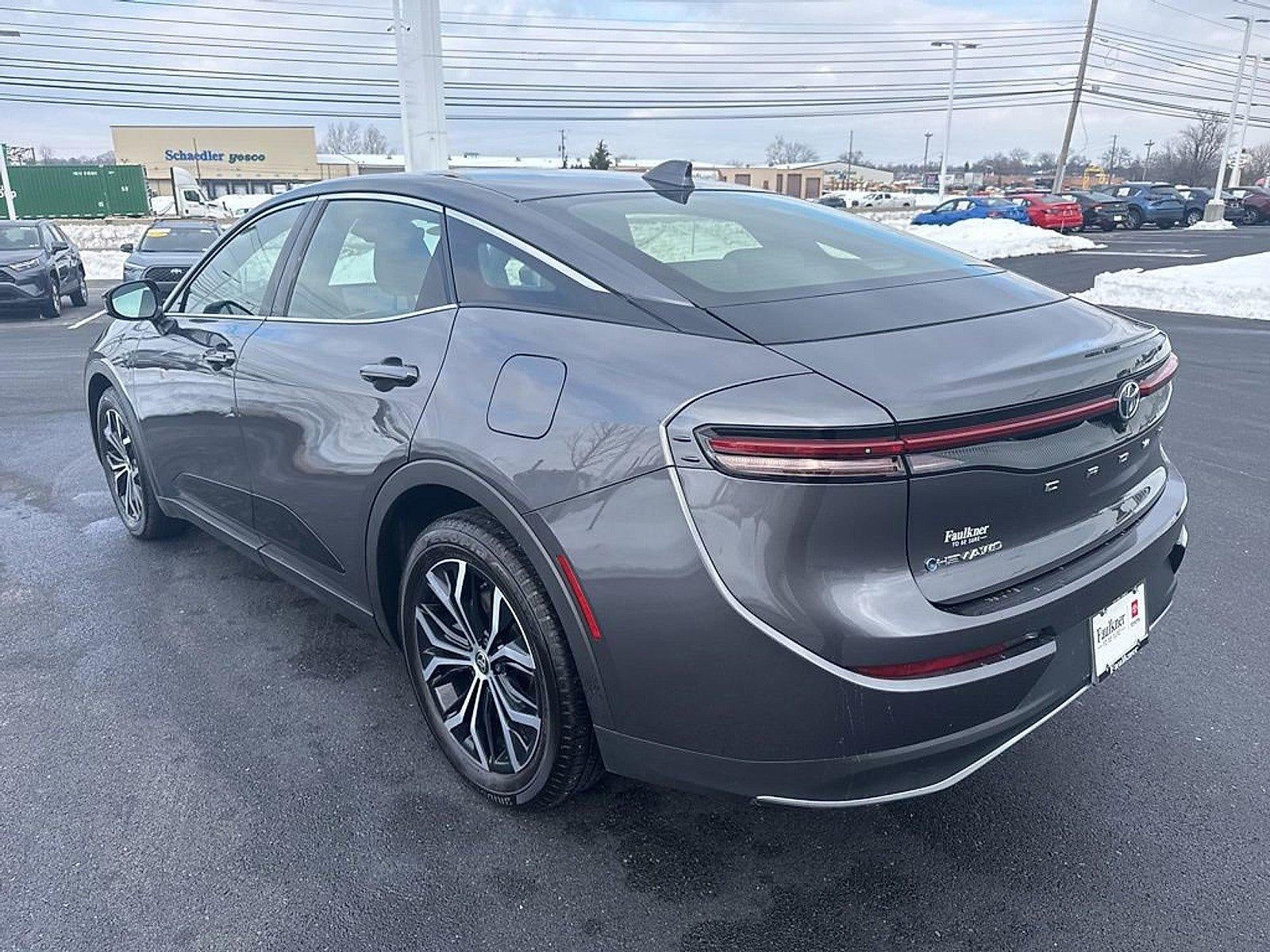 2024 Toyota Crown XLE AWD (Natl)