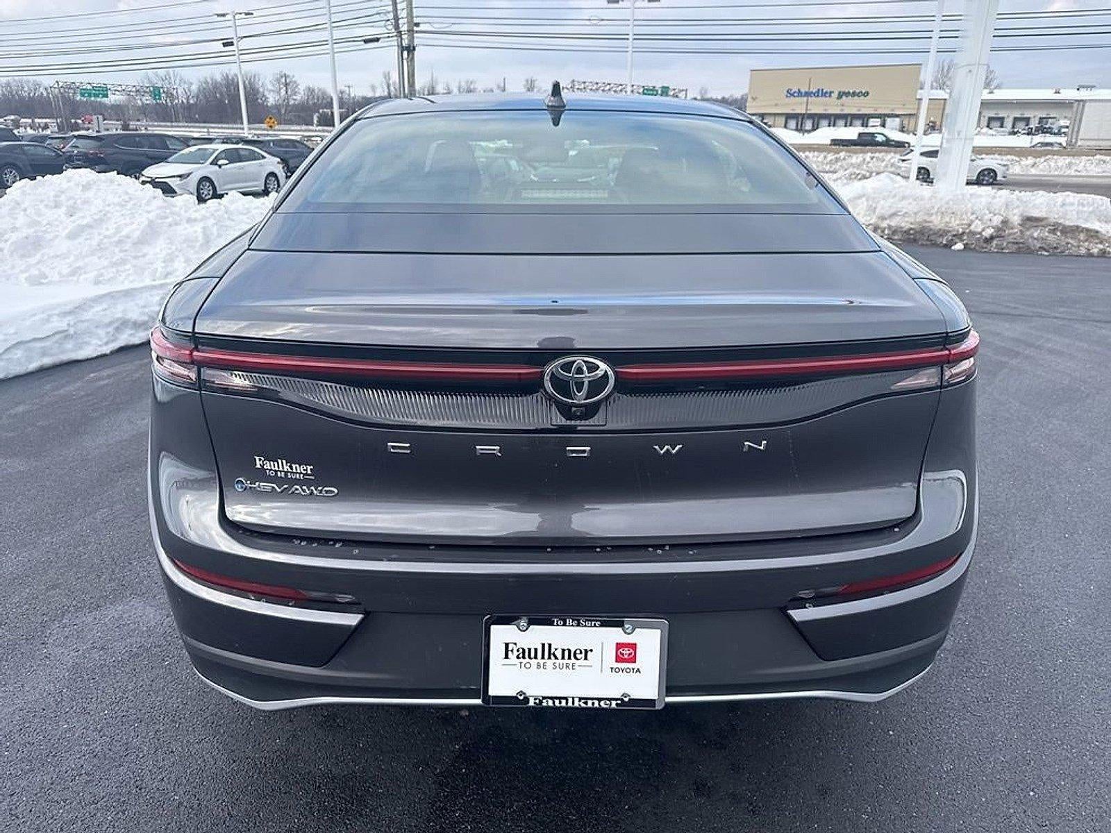 2024 Toyota Crown XLE AWD (Natl)