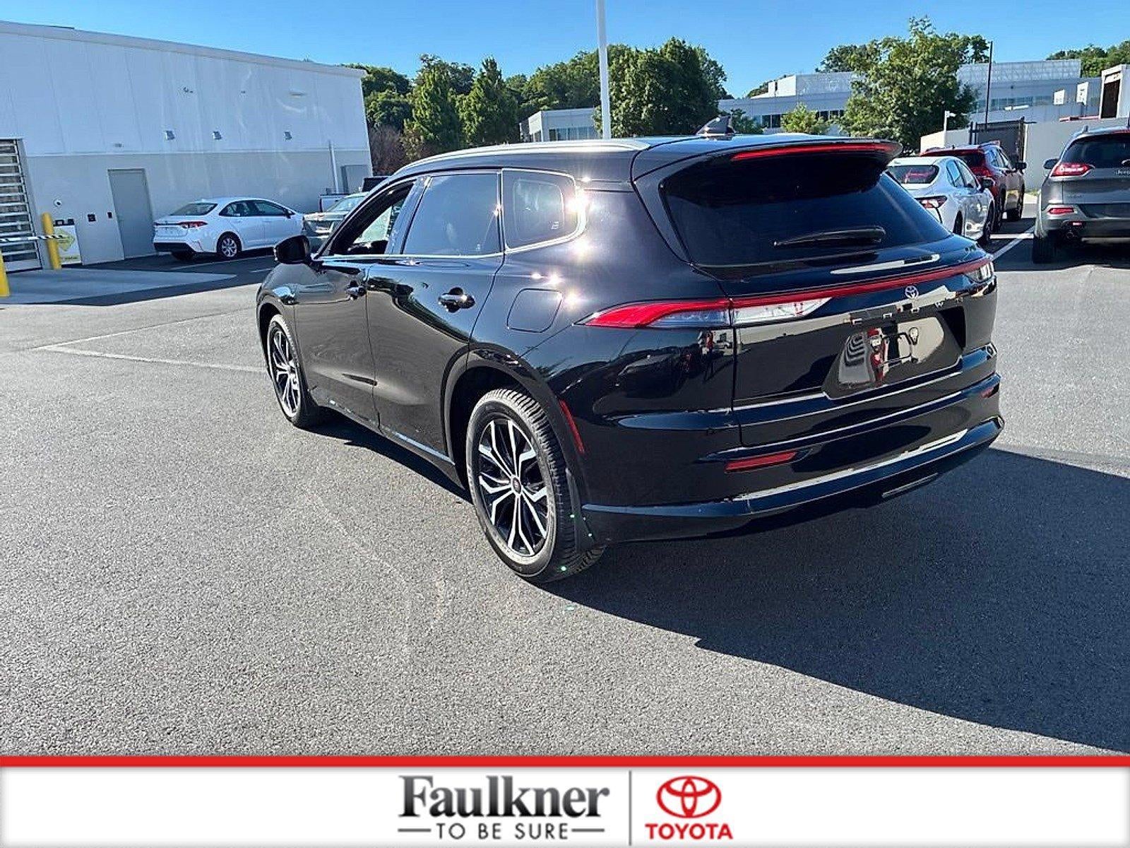 2026 Toyota Crown Signia XLE AWD (Natl)