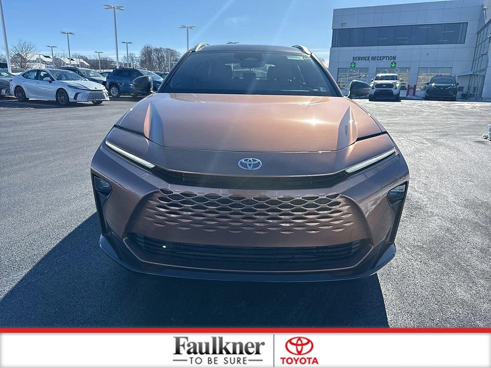 2025 Toyota Crown Signia Limited AWD (Natl)