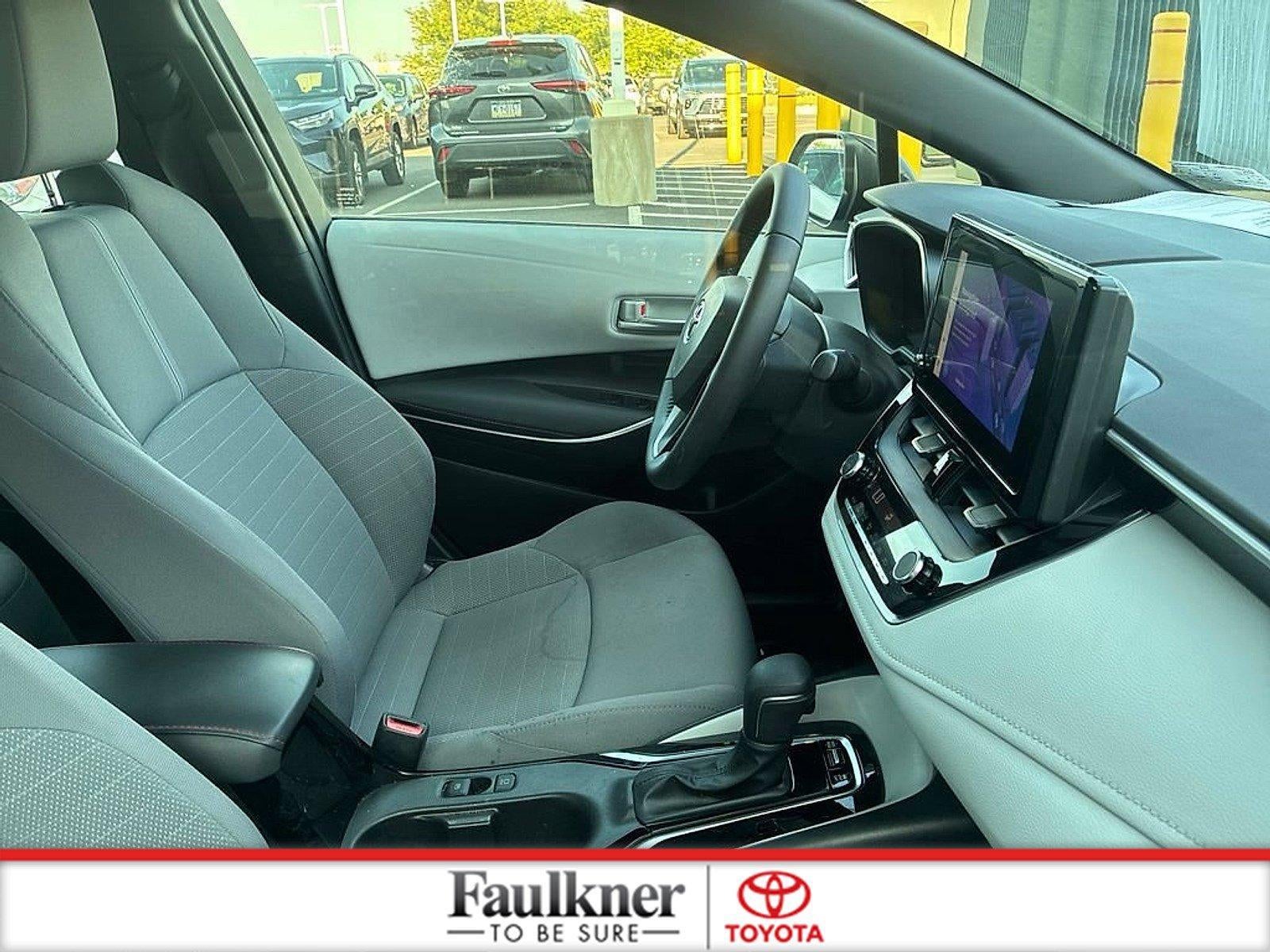 2023 Toyota Corolla SE CVT (Natl)