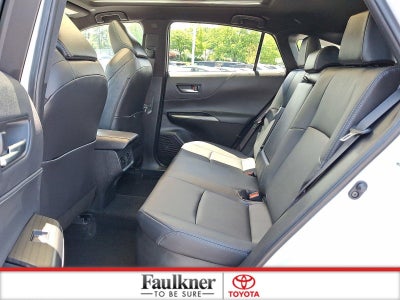 2023 Toyota Venza Nightshade AWD (Natl)