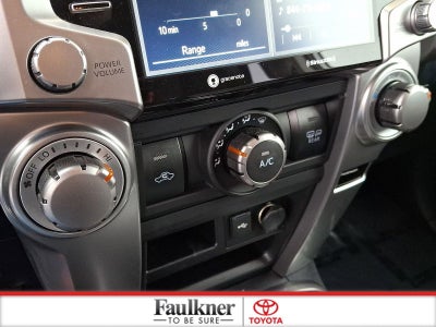 2023 Toyota 4Runner SR5 4WD (GS)