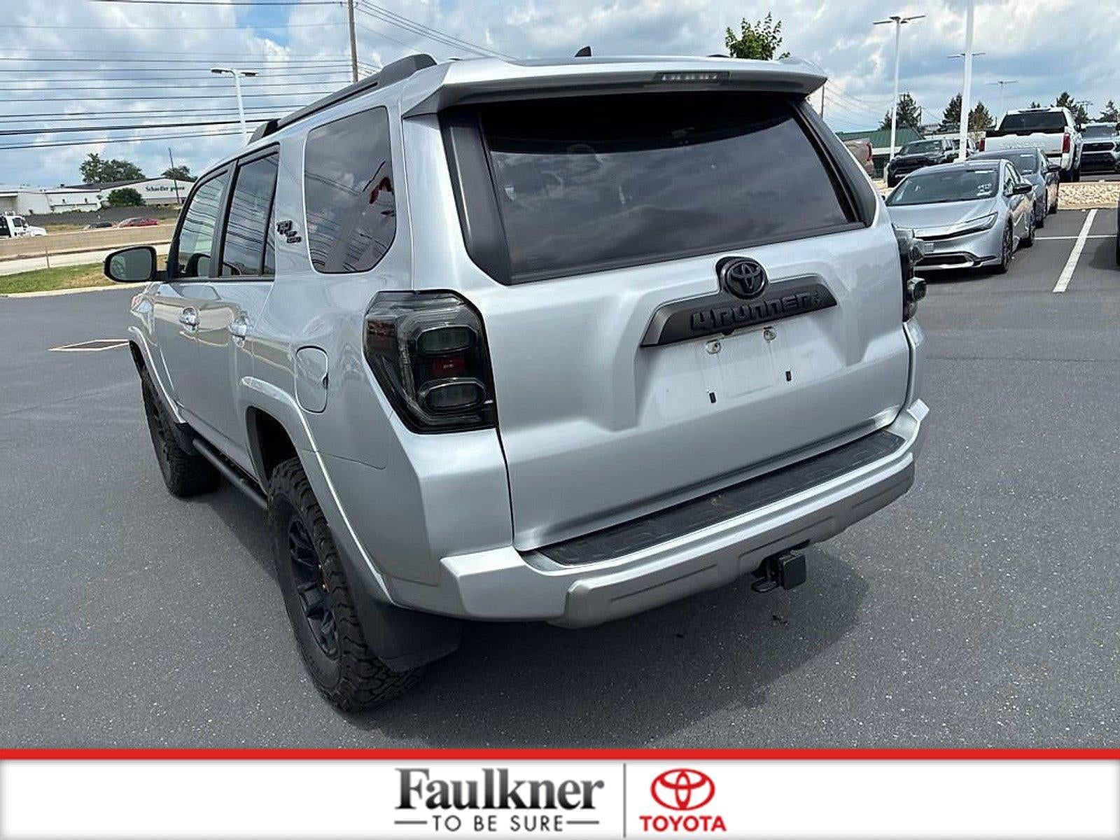 2023 Toyota 4Runner TRD Off Road 4WD (Natl)