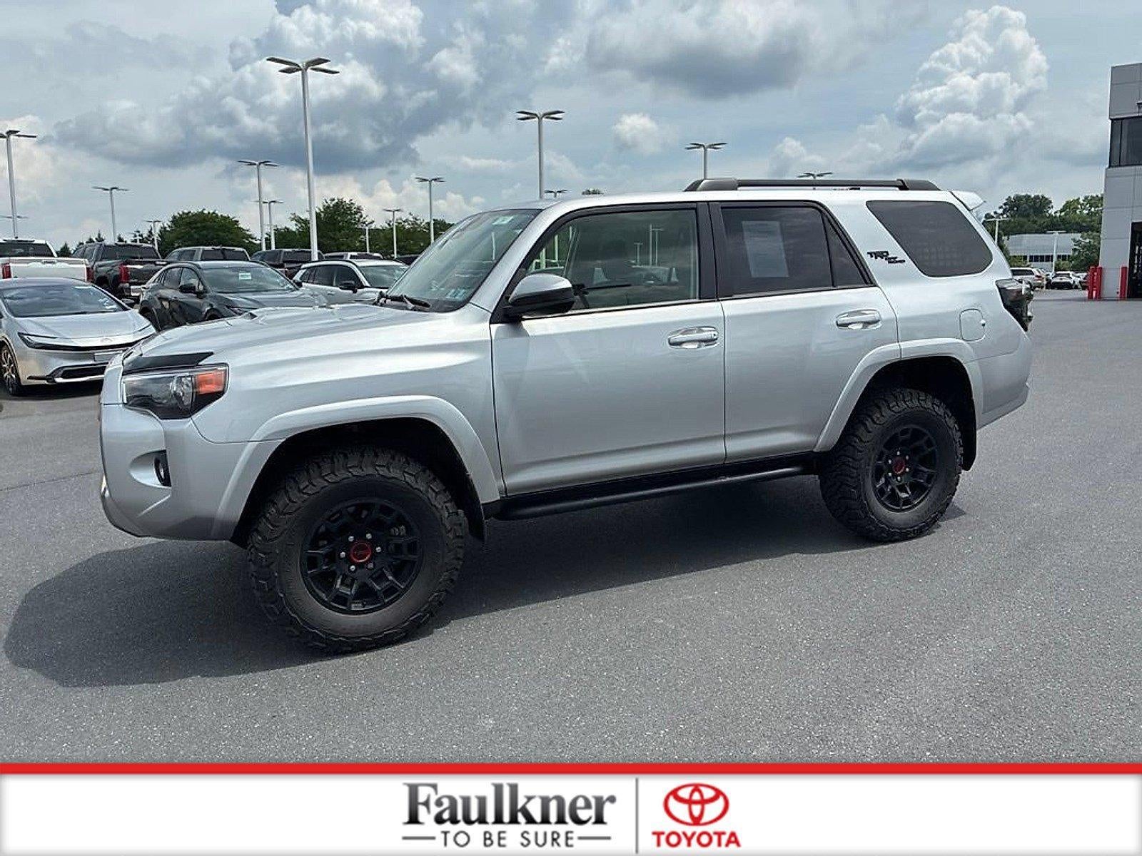 2023 Toyota 4Runner TRD Off Road 4WD (Natl)
