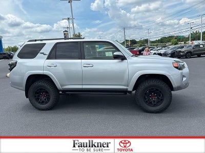 2023 Toyota 4Runner TRD Off Road 4WD (Natl)