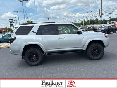 2023 Toyota 4Runner TRD Off Road 4WD (Natl)