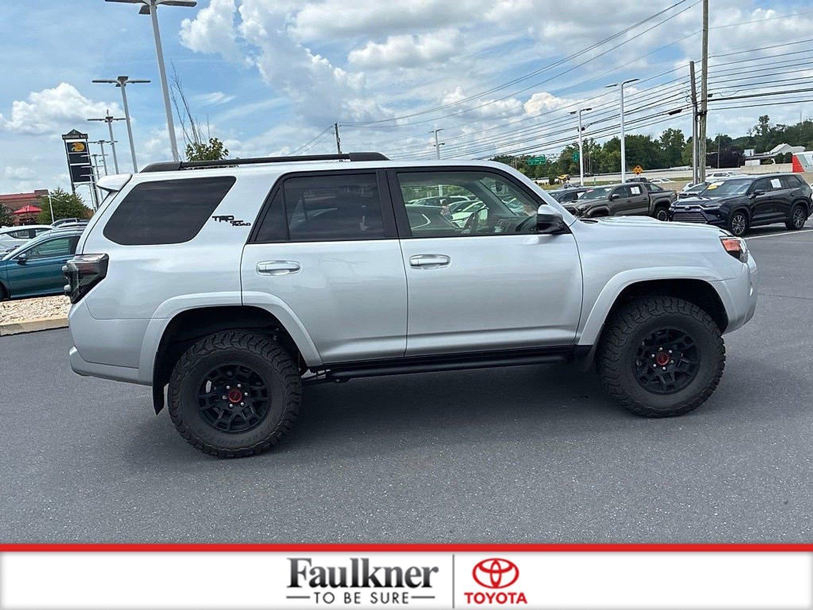 2023 Toyota 4Runner TRD Off Road 4WD (Natl)
