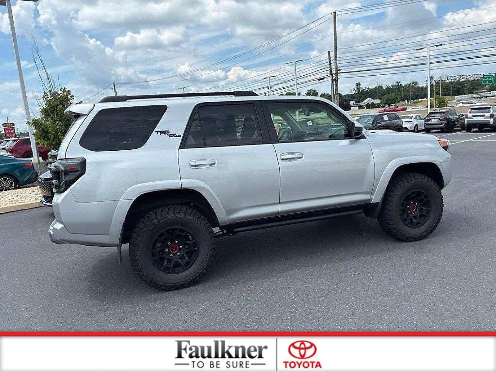 2023 Toyota 4Runner TRD Off Road 4WD (Natl)