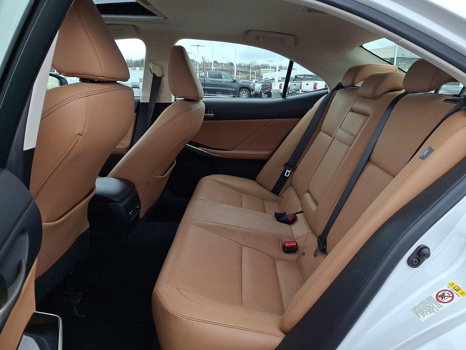 2017 Lexus IS 300 AWD