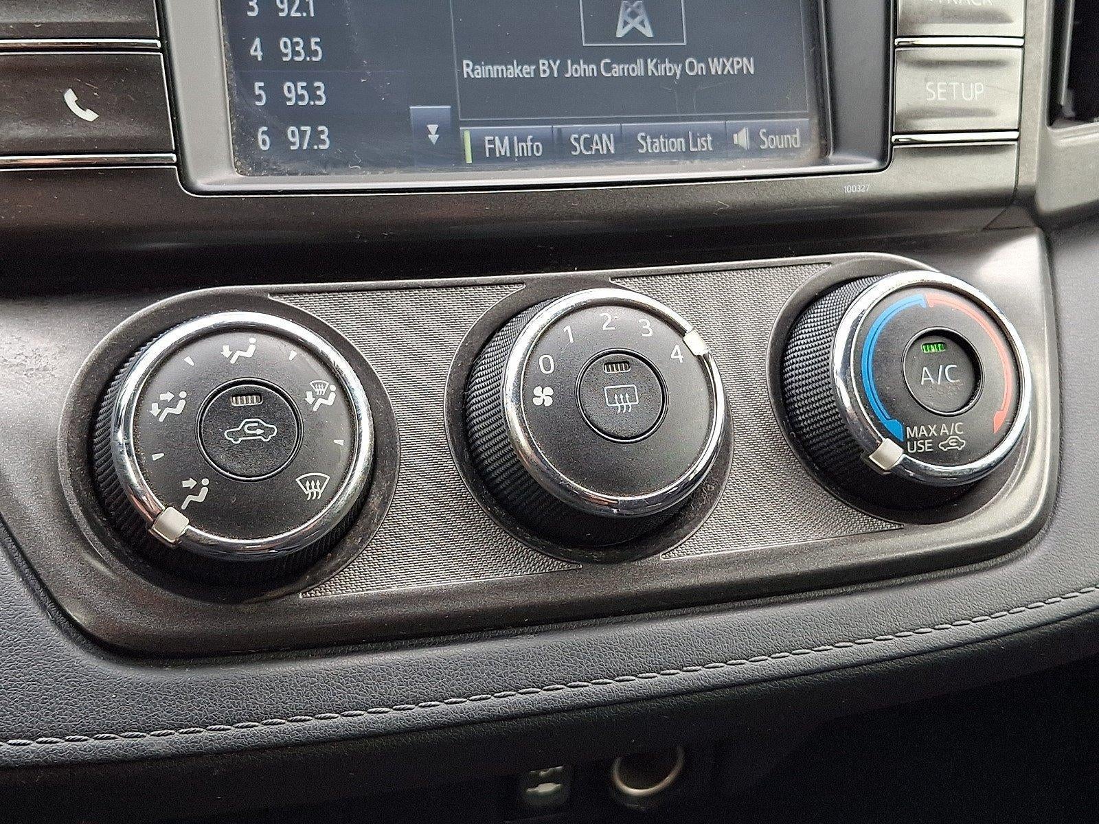 2015 Toyota RAV4 AWD 4dr LE (Natl)