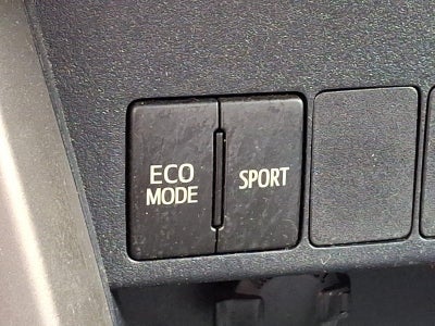 2015 Toyota RAV4 AWD 4dr LE (Natl)
