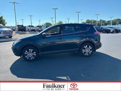 2017 Toyota RAV4 LE AWD (Natl)