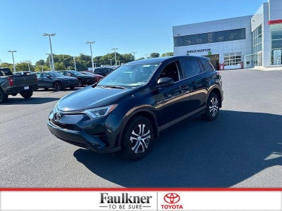 2017 Toyota RAV4 LE AWD (Natl)
