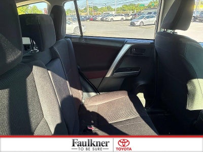 2017 Toyota RAV4 LE AWD (Natl)