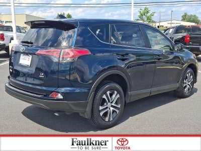2017 Toyota RAV4 LE AWD (Natl)