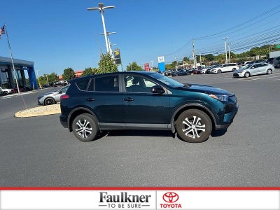 2017 Toyota RAV4 LE AWD (Natl)
